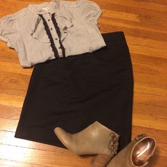 Anthropologie Odille Button Down Blouse - Picture 3 of 4